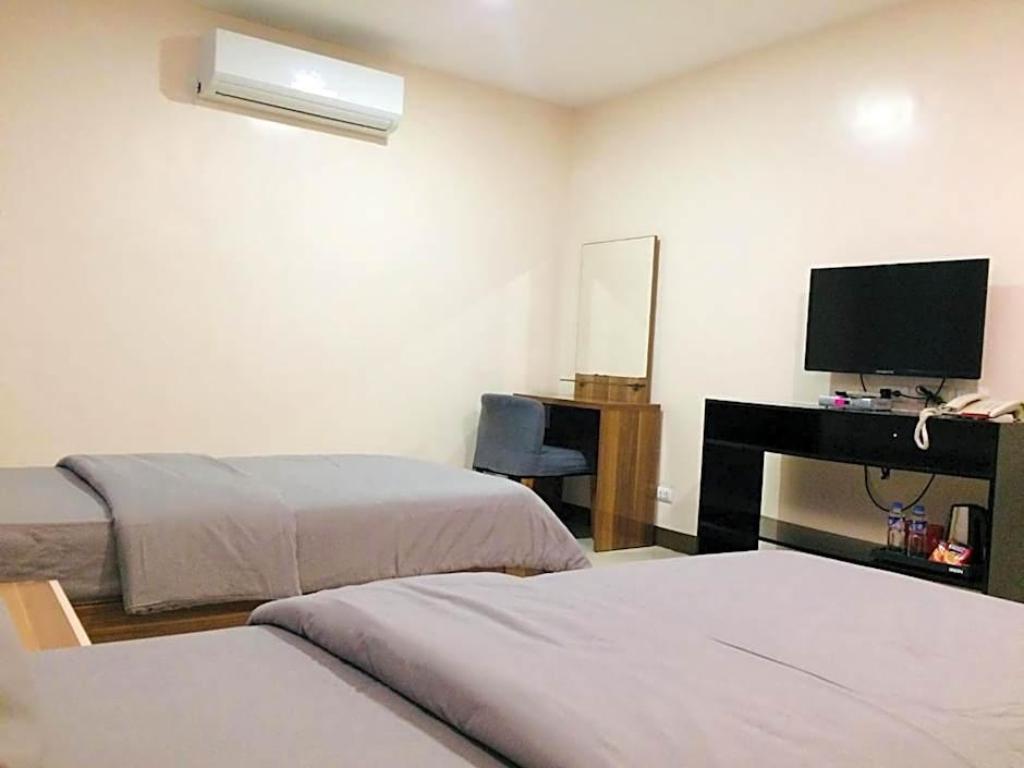 Ybc Grand Hotel