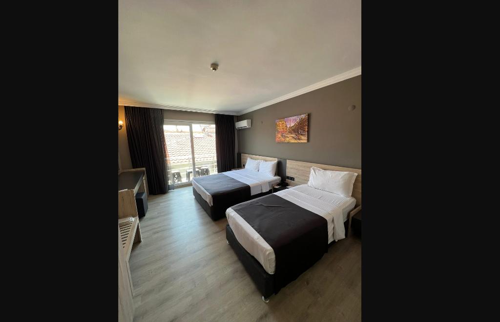 Grand Faik Hotel