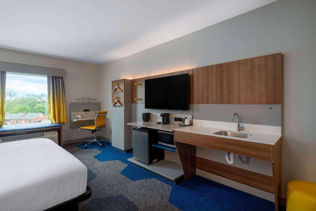 Microtel Inn & Suites by Wyndham Winchester