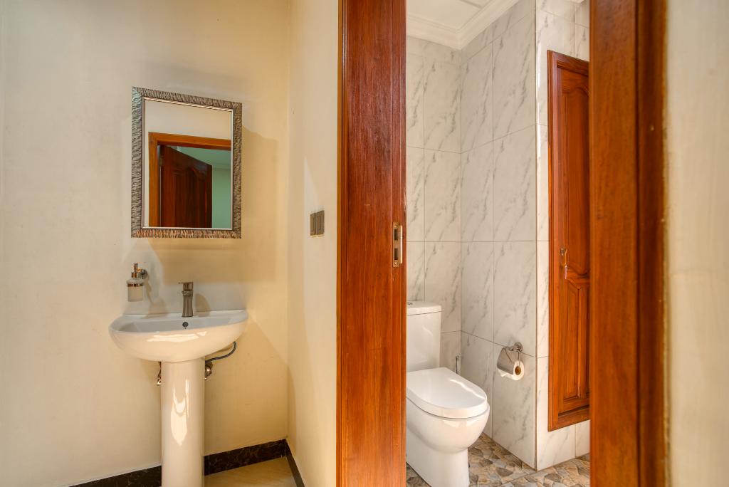 Kibo Palace Apartments -  Arusha