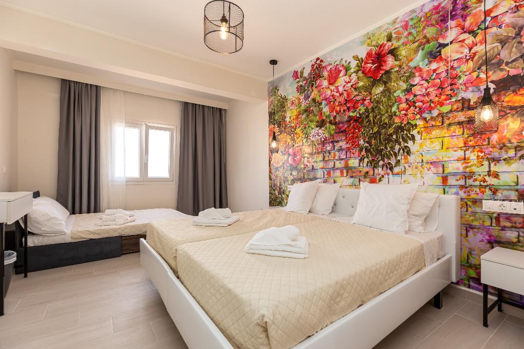 Aqua Luxury Suites