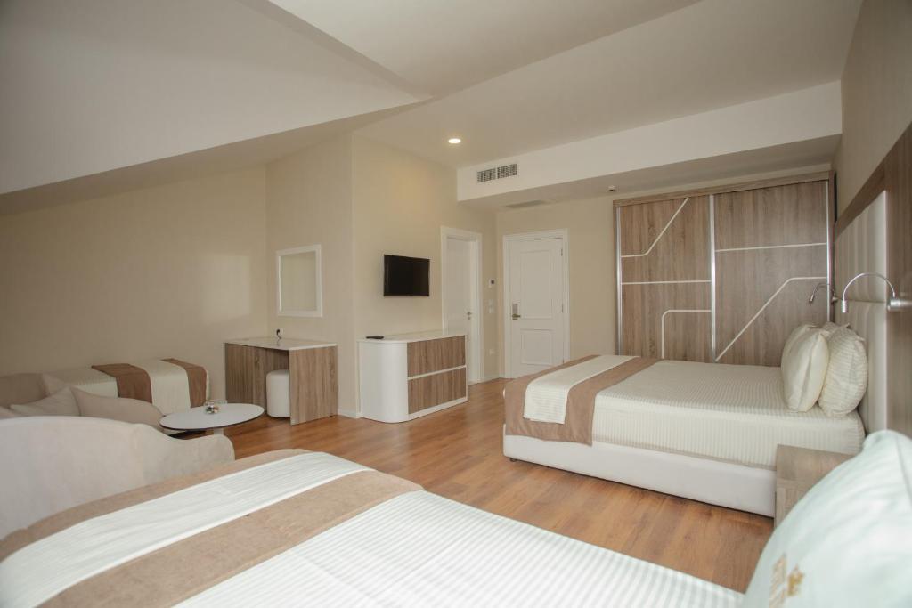 Hotel Exalco-al