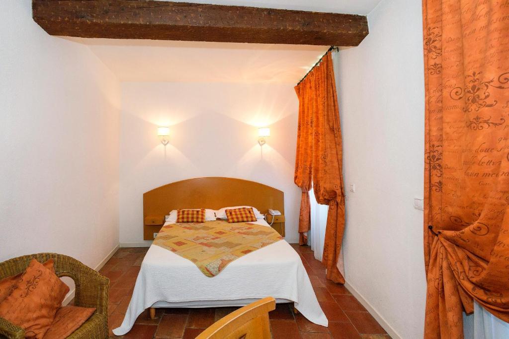 Logis Hotel Restaurant du Midi