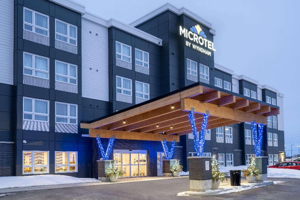 Microtel Inn & Suites by Wyndham Kanata