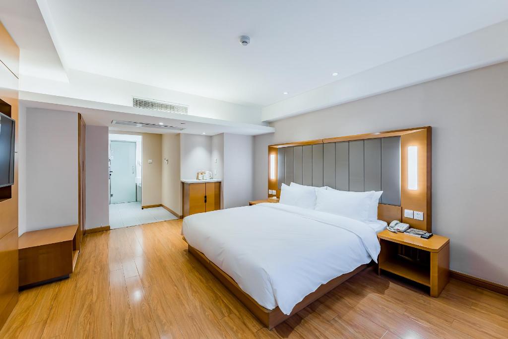 JI Hotel (Shanghai Yan'an Road)