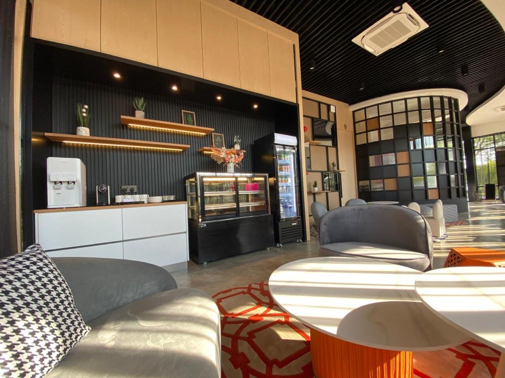 OTEL Hotel Suite
