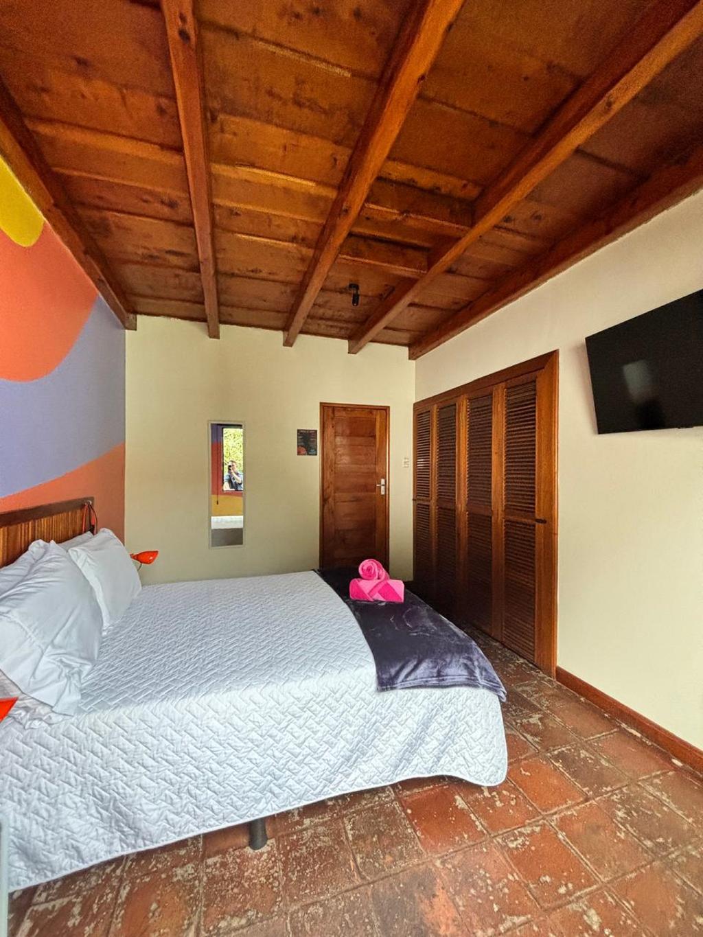 Yes Please! Hostal