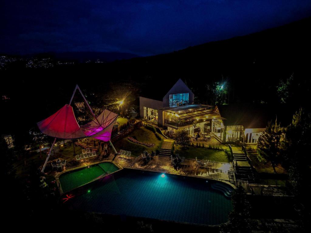 Leuweung Geledegan Ecolodge