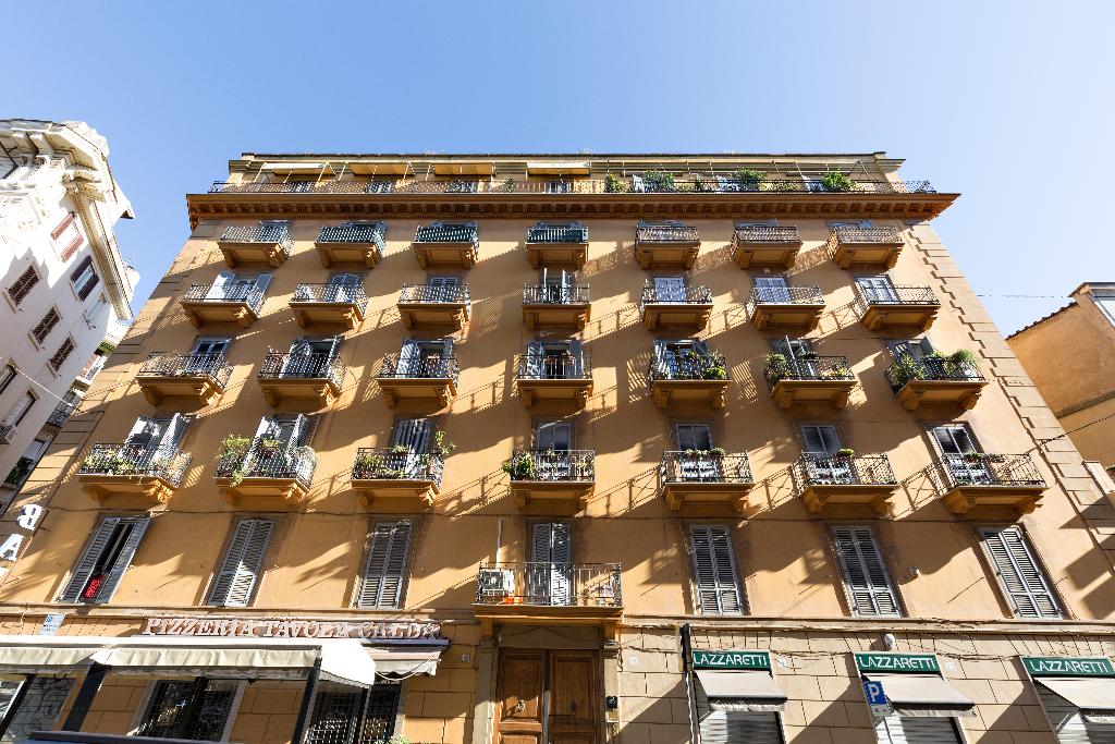 Hotel Dolce Luxury Rooms, Italien, Rom. Großes 5