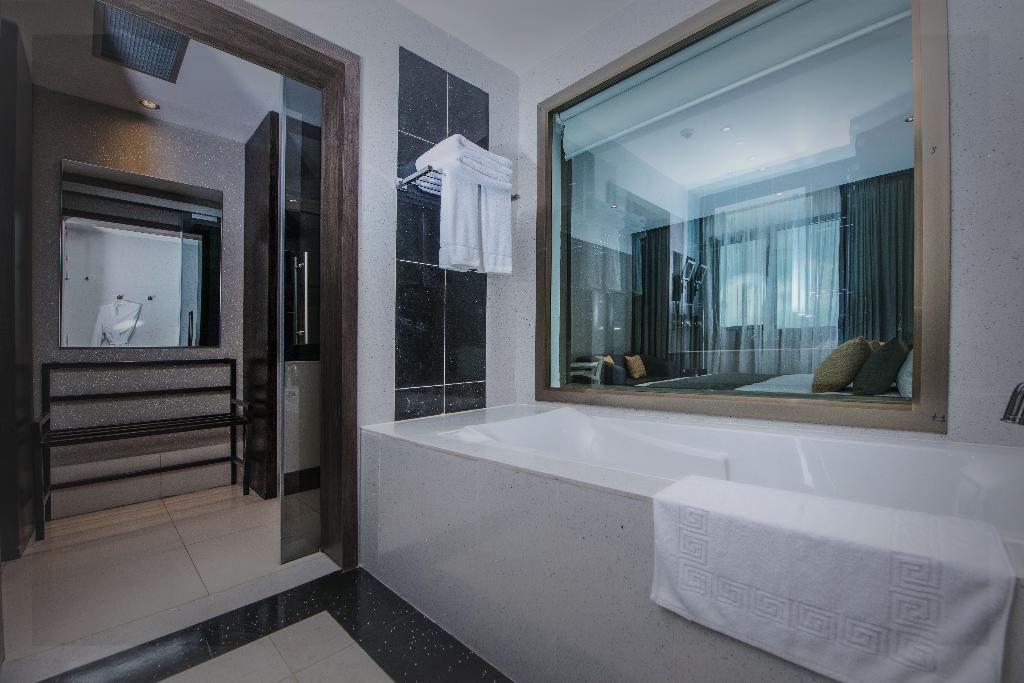Krystal Palace Douala