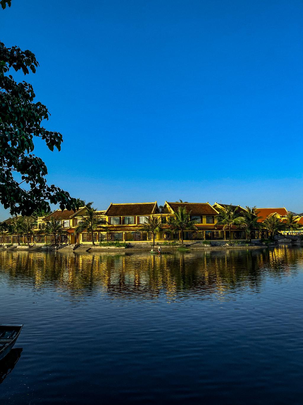 Emeralda Resort Tam Coc