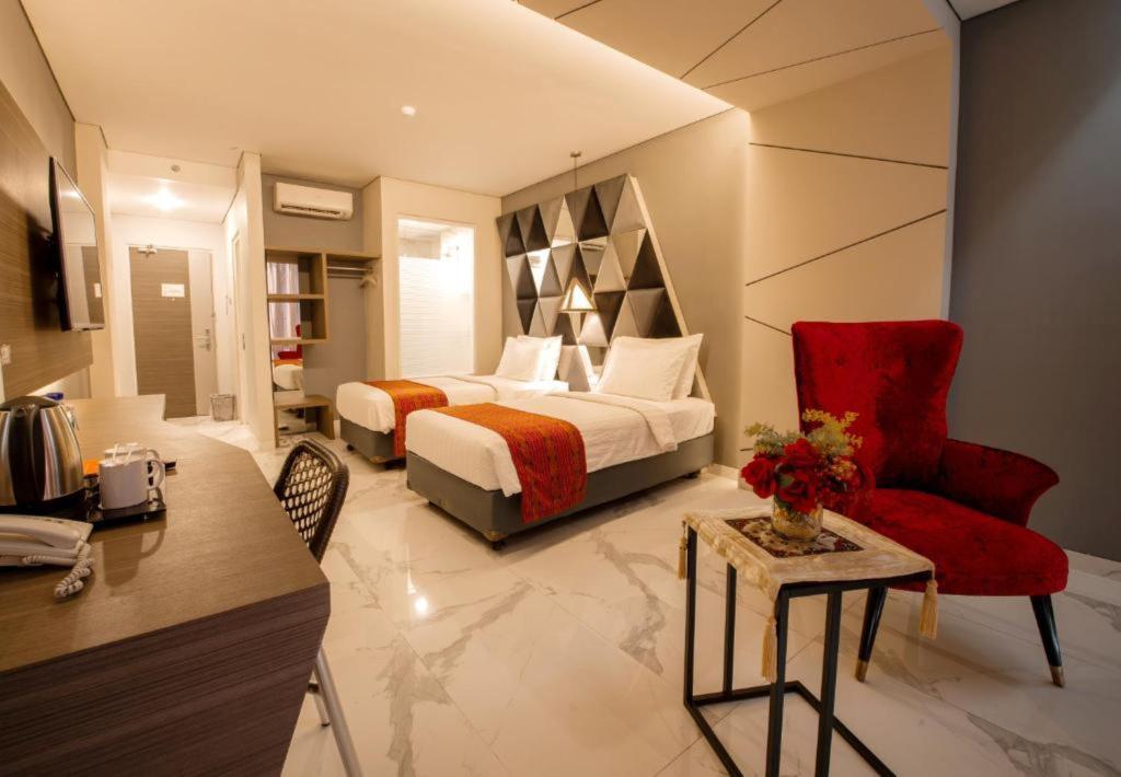 Swiss-Belcourt Kupang
