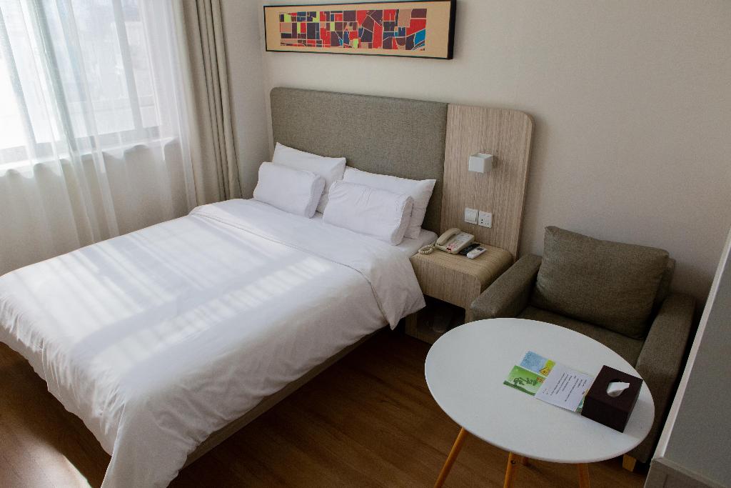 Hanting Hotel Shanghai Songjiang Sheshan Store