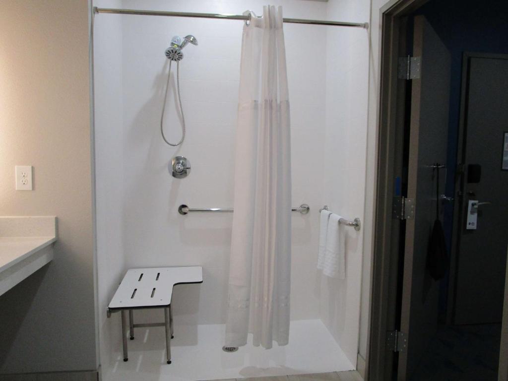 Best Western Plus Bonham