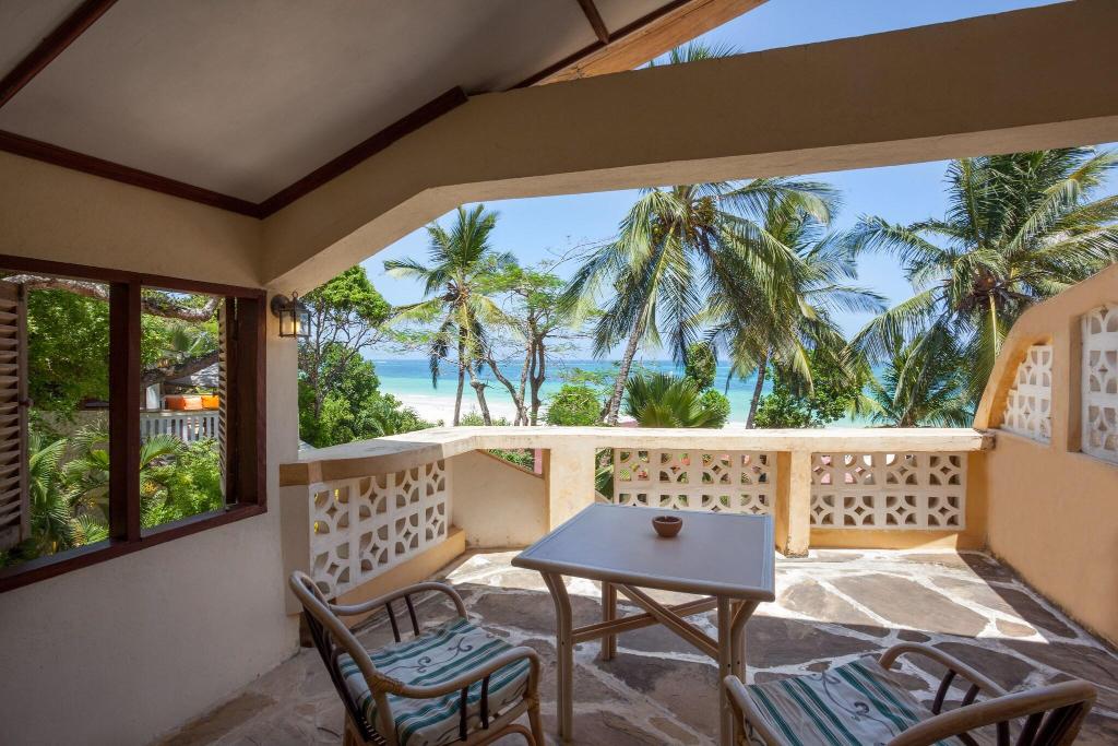 Blue Marlin Beach Hotel