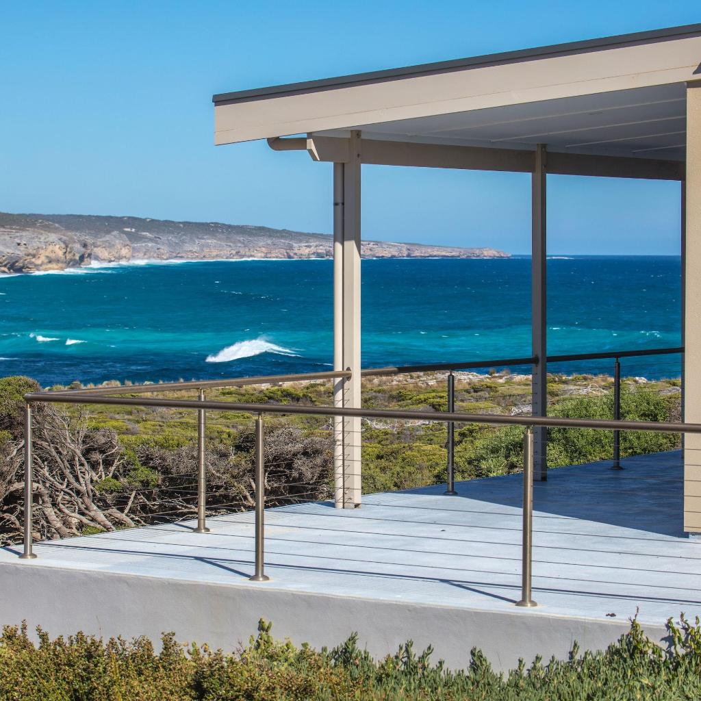 Hanson Bay Wildlife Sanctuary And Cabins
