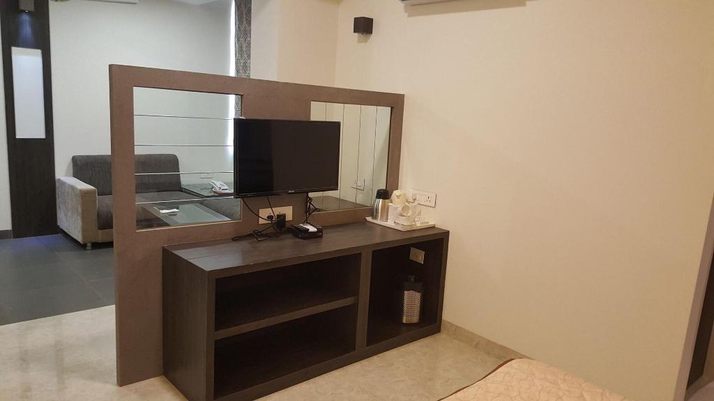 Hotel Kanishk