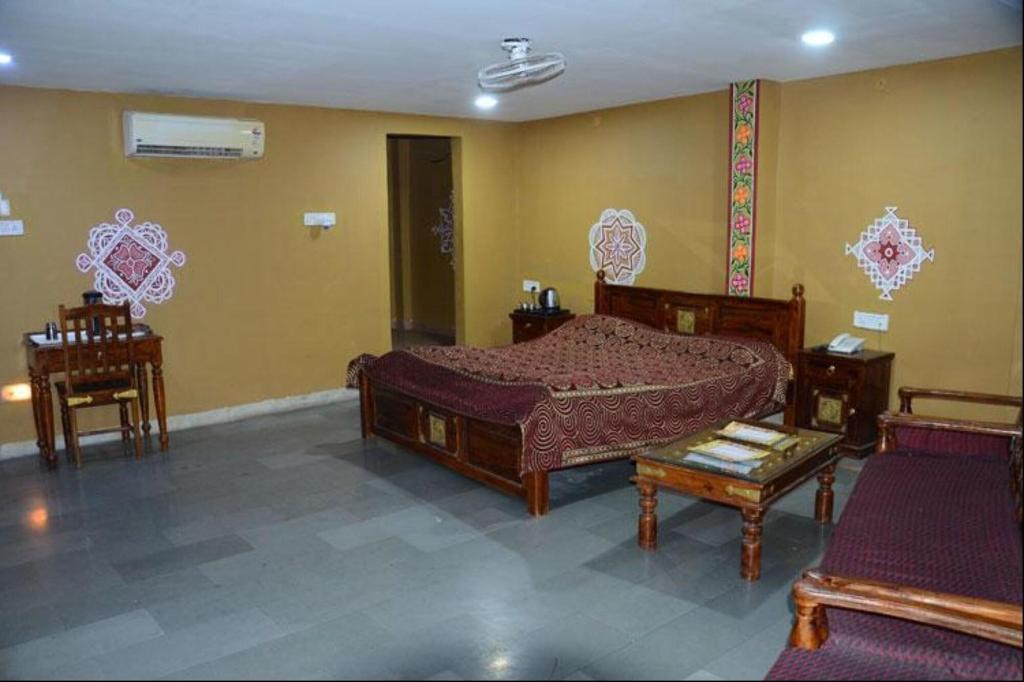 Nakhrali Dhani Village Resort