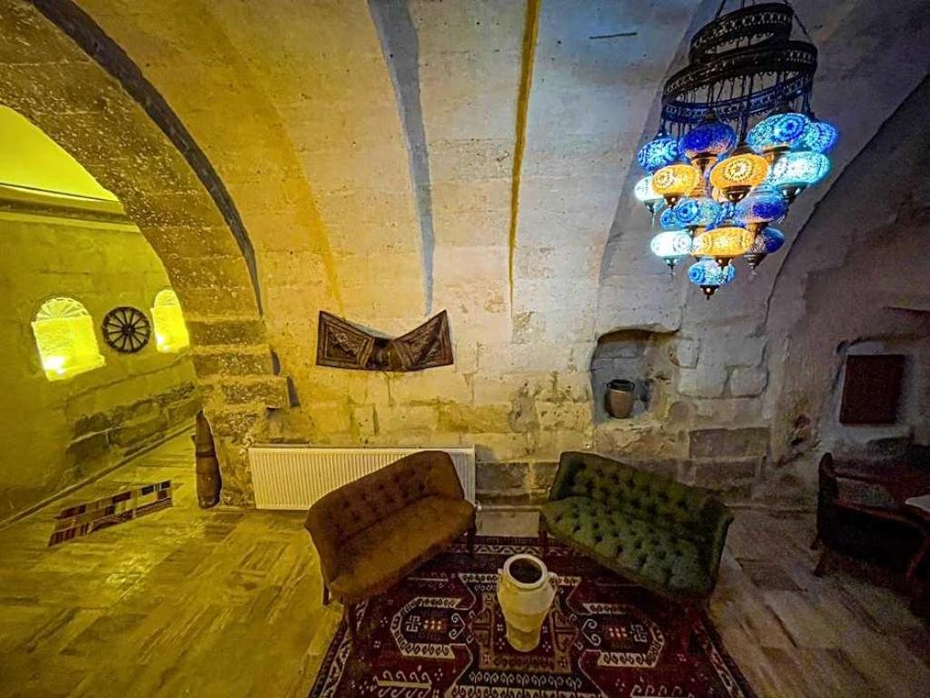 Heritage Cave Suites