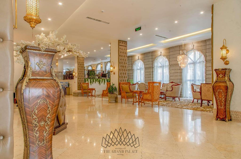 Suites At The Grand Palace Hotel