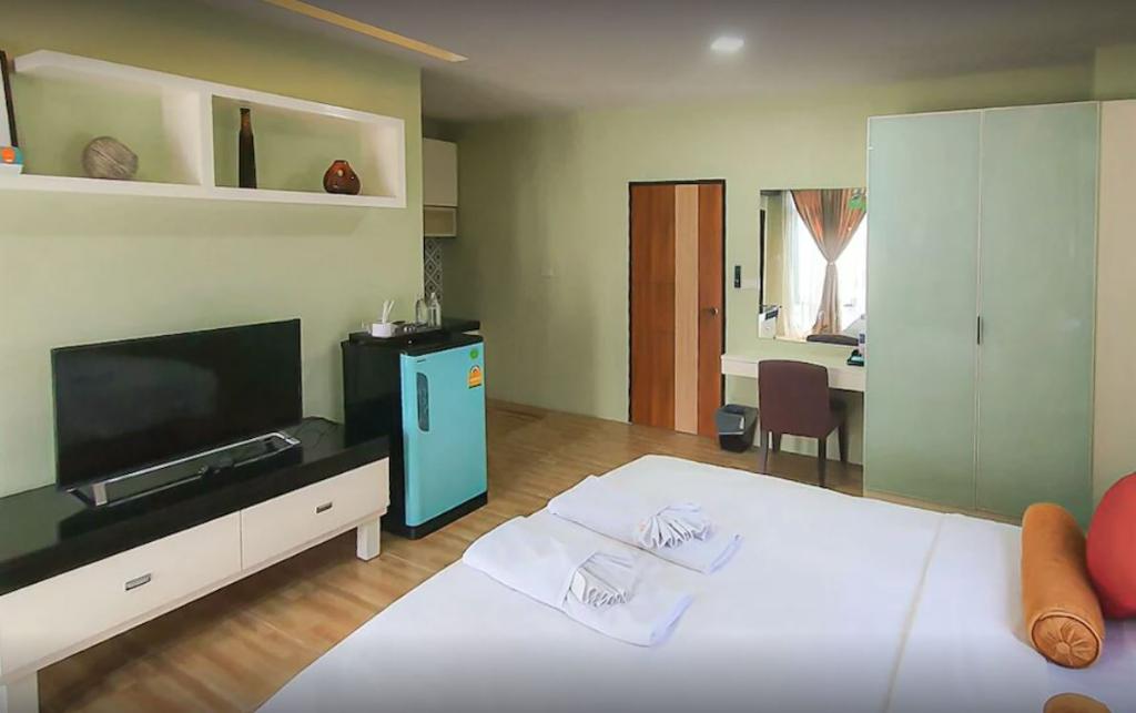 Daddy Dream Hotel and Residence