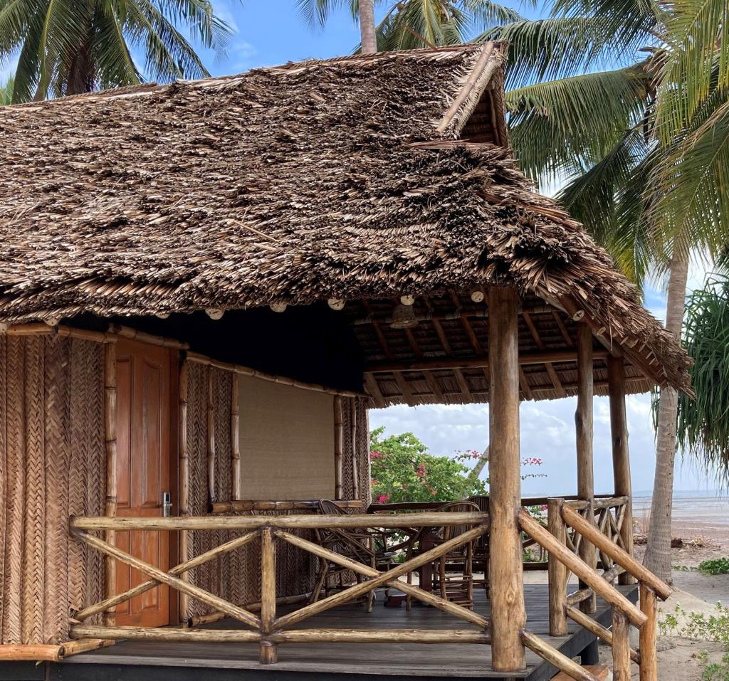 Barry's Beach Resort
