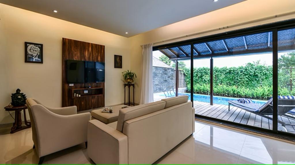 U Tropicana Resort & Spa