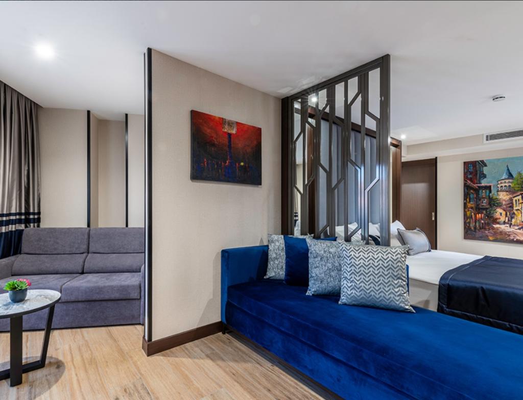 Aprilis Deluxe Hotel