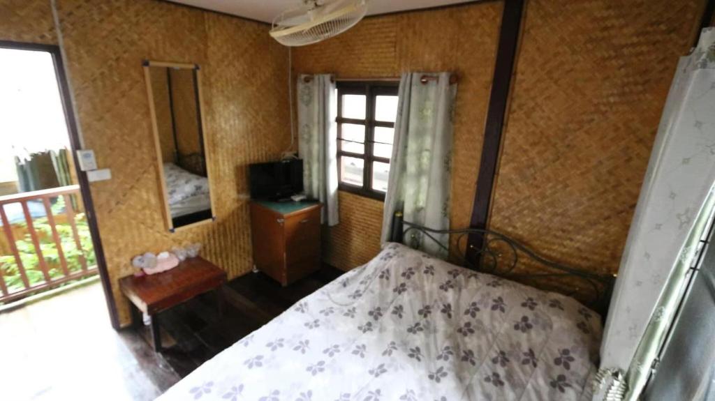 Cast Away Homestay