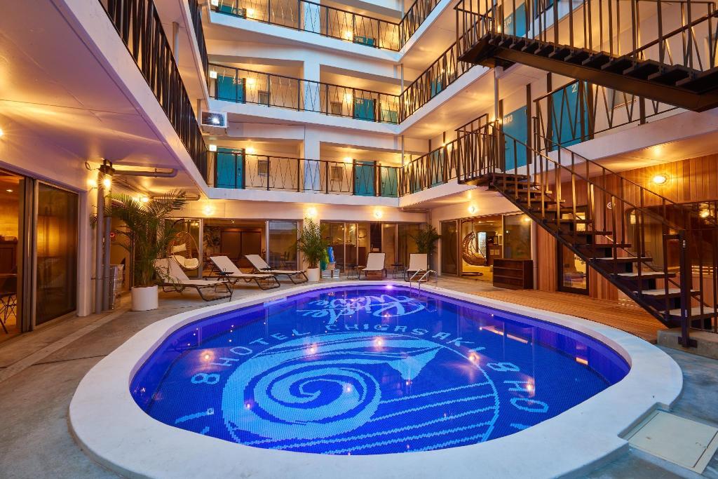 8 Hotel Chigasaki