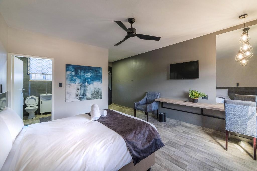N1 Hotel Rotten Row