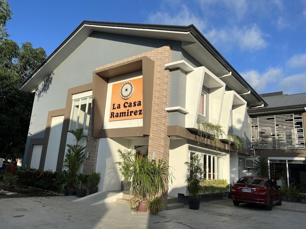 La Casa Ramirez