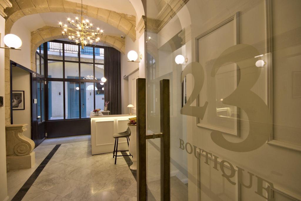 23 Boutique — property photo 1
