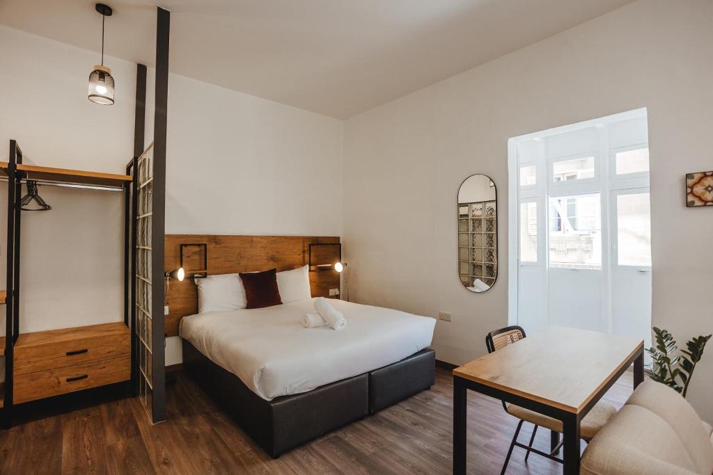 Hostel 94