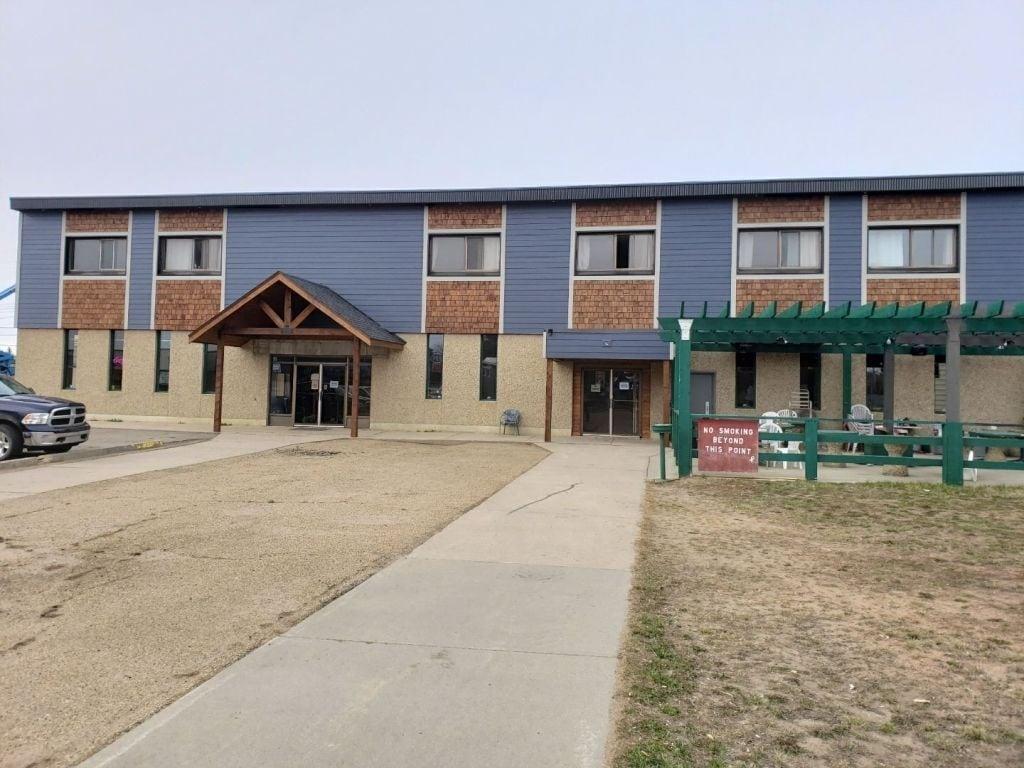 Gibbons Hotel &Tavern