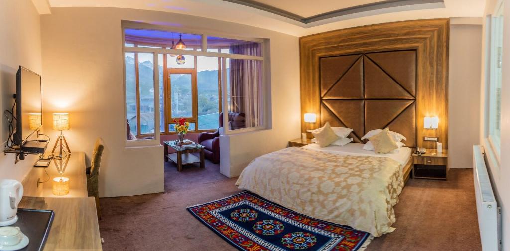 Hotel D Meadows Ladakh