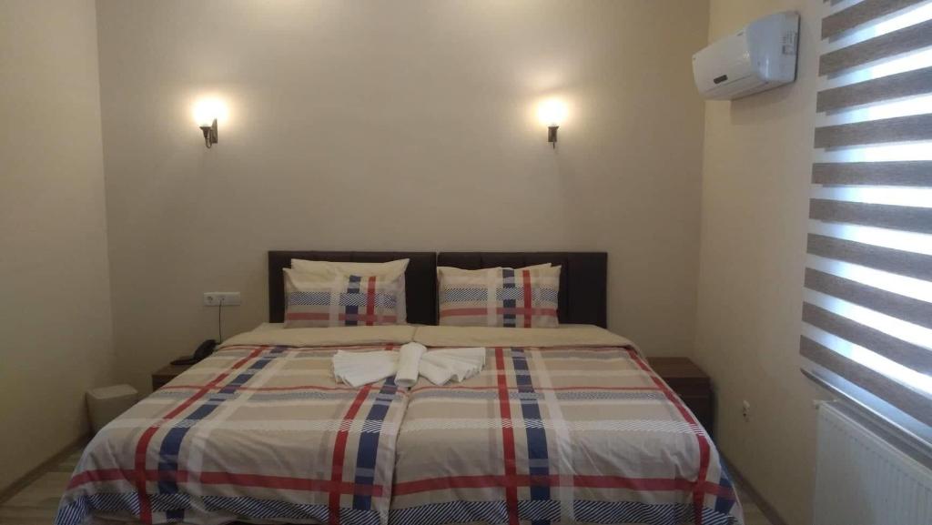 Ikarus Hotel