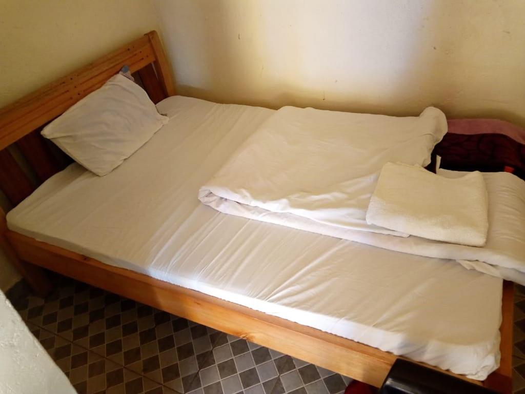 Silverstone Park Bar Guest House