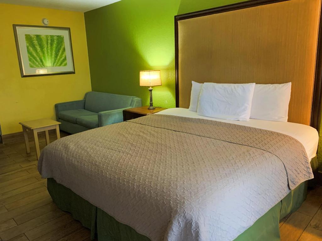 Rw Hotel