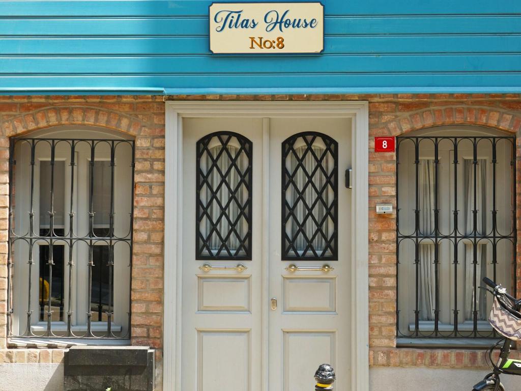 Tilas House No8