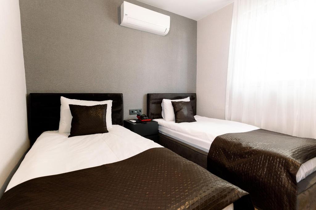 Tra O Hotel Airport
