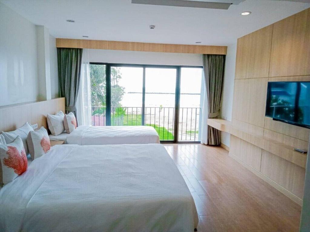Hatchao Heritage Beachfront Resort