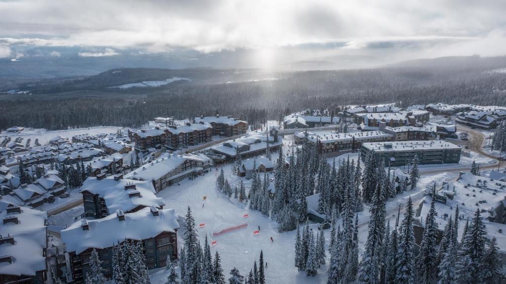 Bear S Paw Chalet Amazing Location Ski In Out