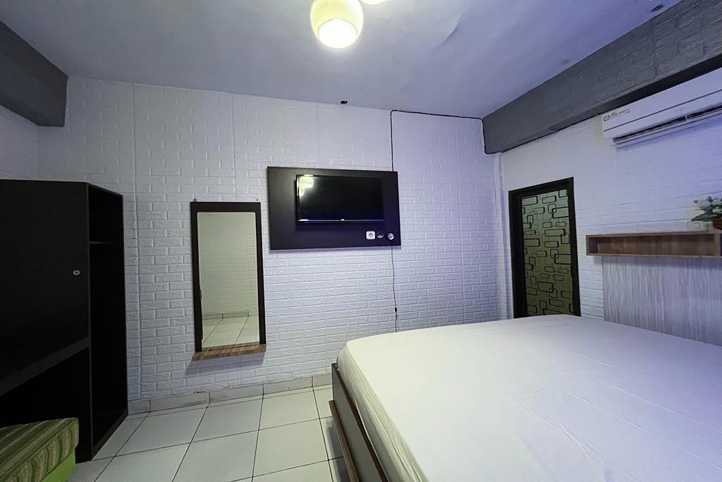 Oyo 91757 Surya Hotel