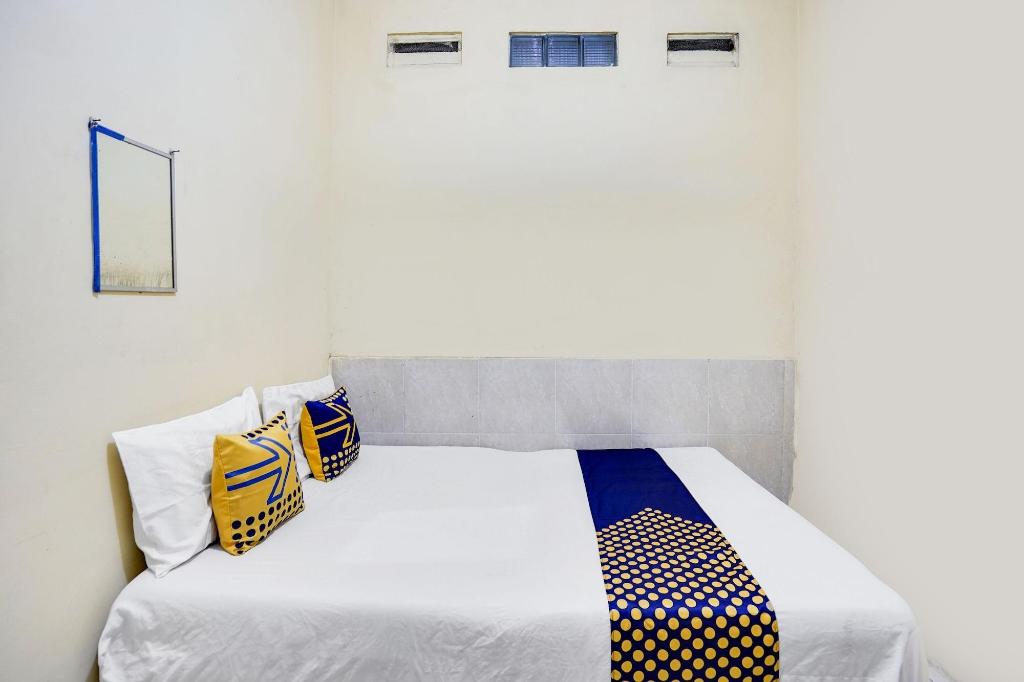 Spot On 91774 Kost Nusantara Sidoarjo