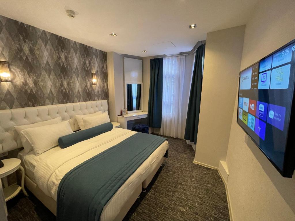 Weingart Seaside Hotel