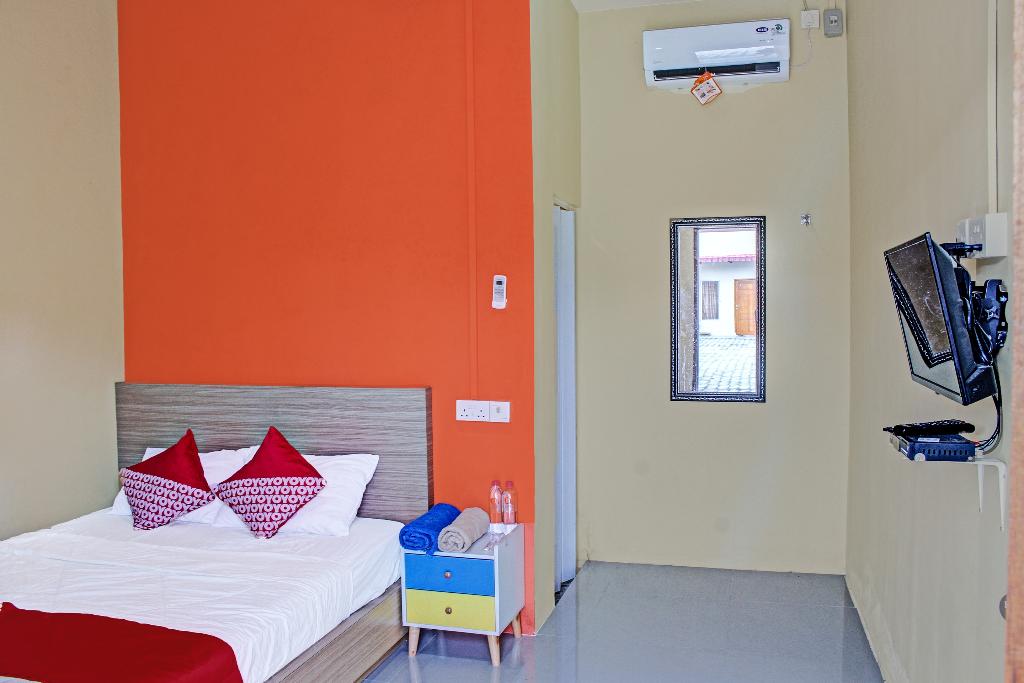 Oyo 91643 Homestay Daniel 76