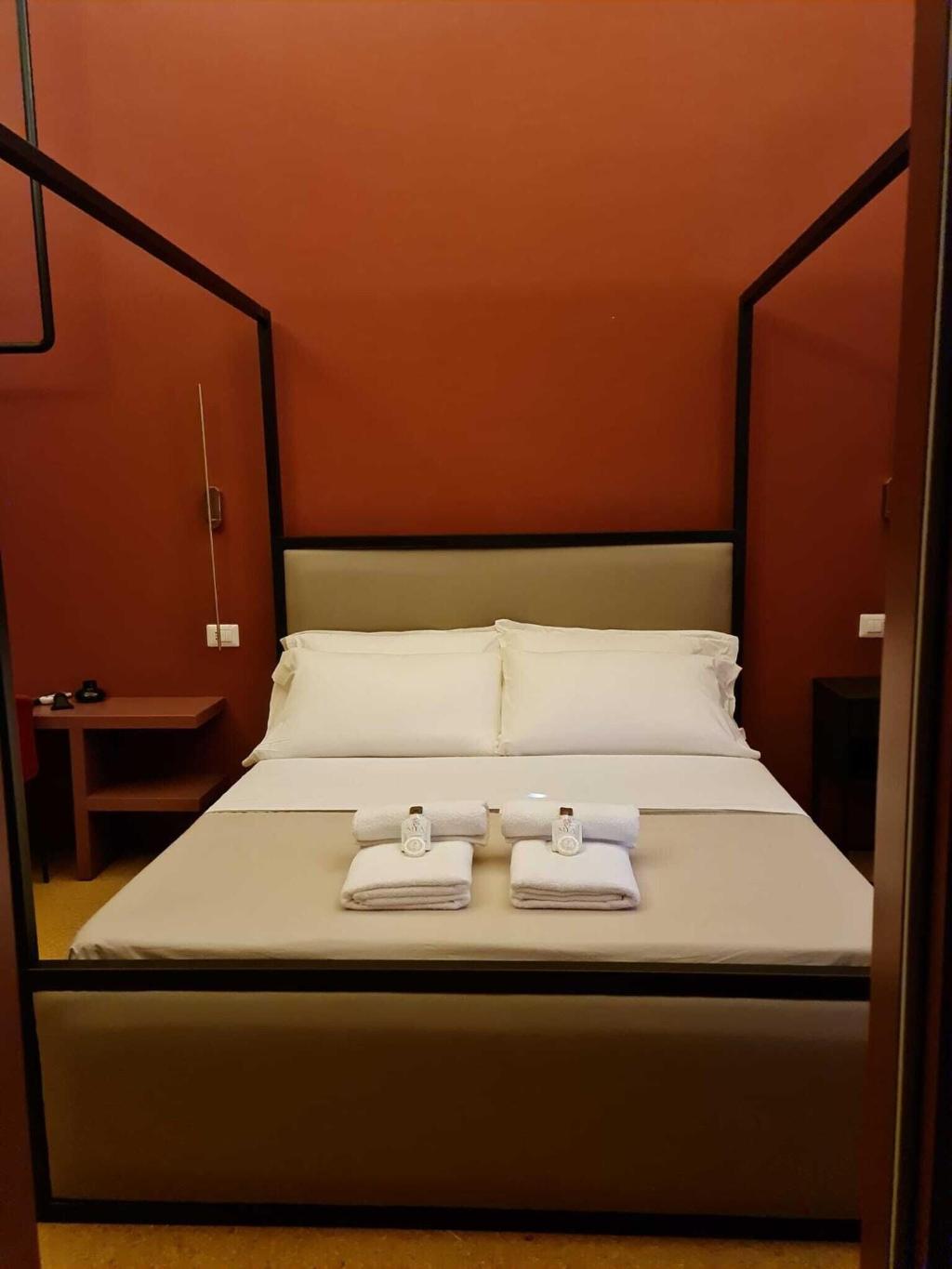 Mamamia Hostel And Guesthouse