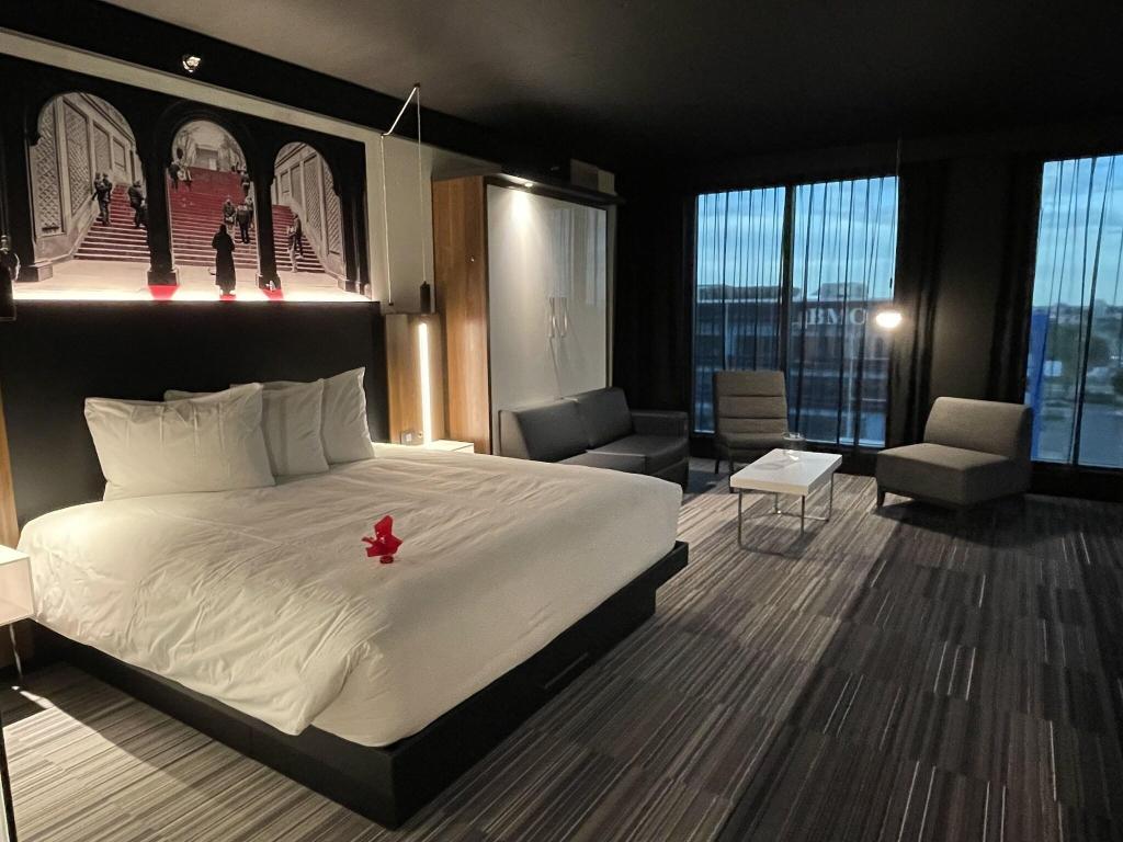 Grand Times Hotel Laval Centropolis