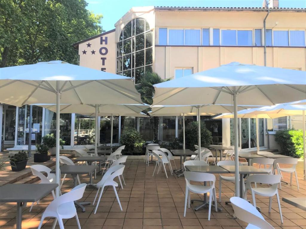 Logis Hotel And Restaurant Ludik